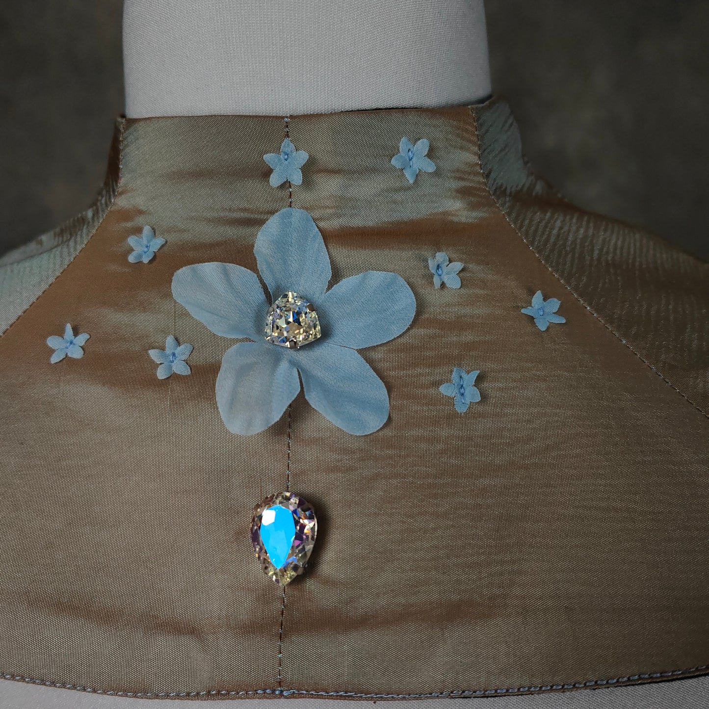 Kragen mit Umhang "Fairy Light" (S/S 2023) Unikat Einheitsgröße