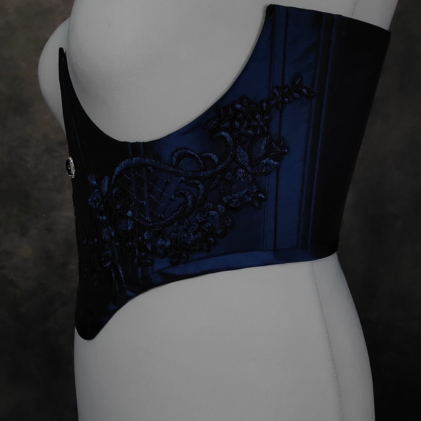 "Nyx" Unterbrust-Corsage (S/S 2023) Unikat Gr.44-46