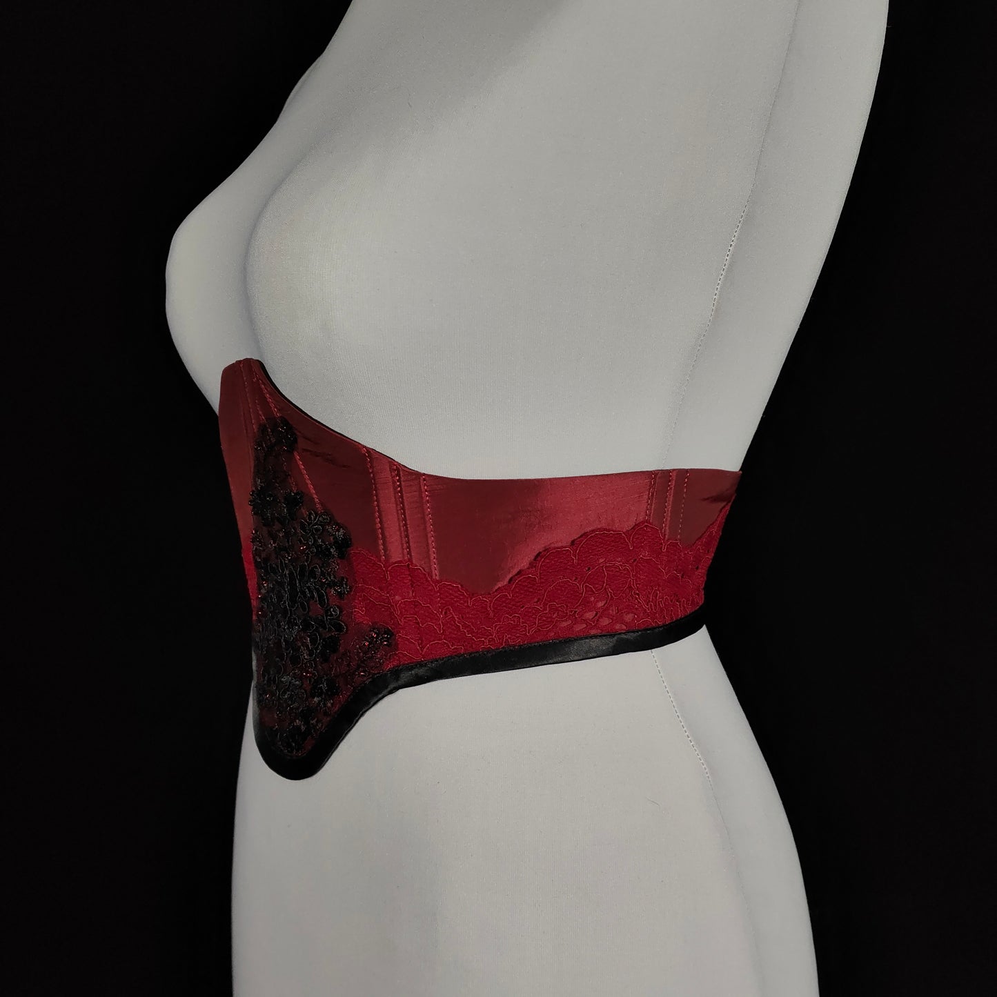 "Bloodmoon" Unterbrust-Corsage (F/W 2023) Unikat Gr.38-40 B- Ware