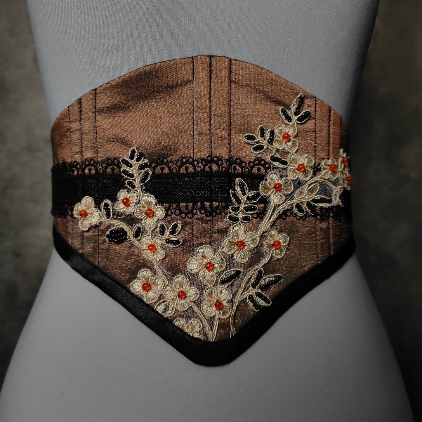 "Dark Autumn" Corsagen-Gürtel (F/W 2023) Unikat XXS-M