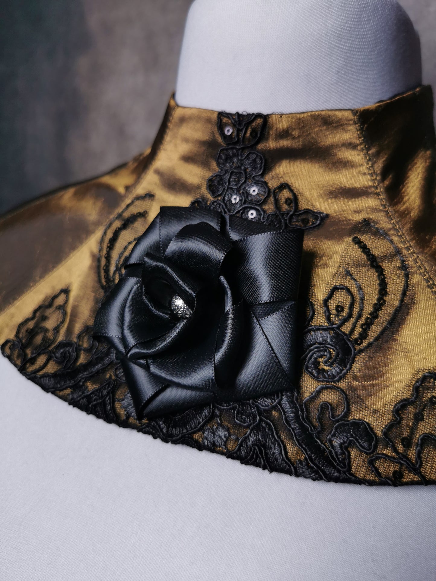 "Black Rose" Kragen (S/S 2023) Unikat Einheitsgröße