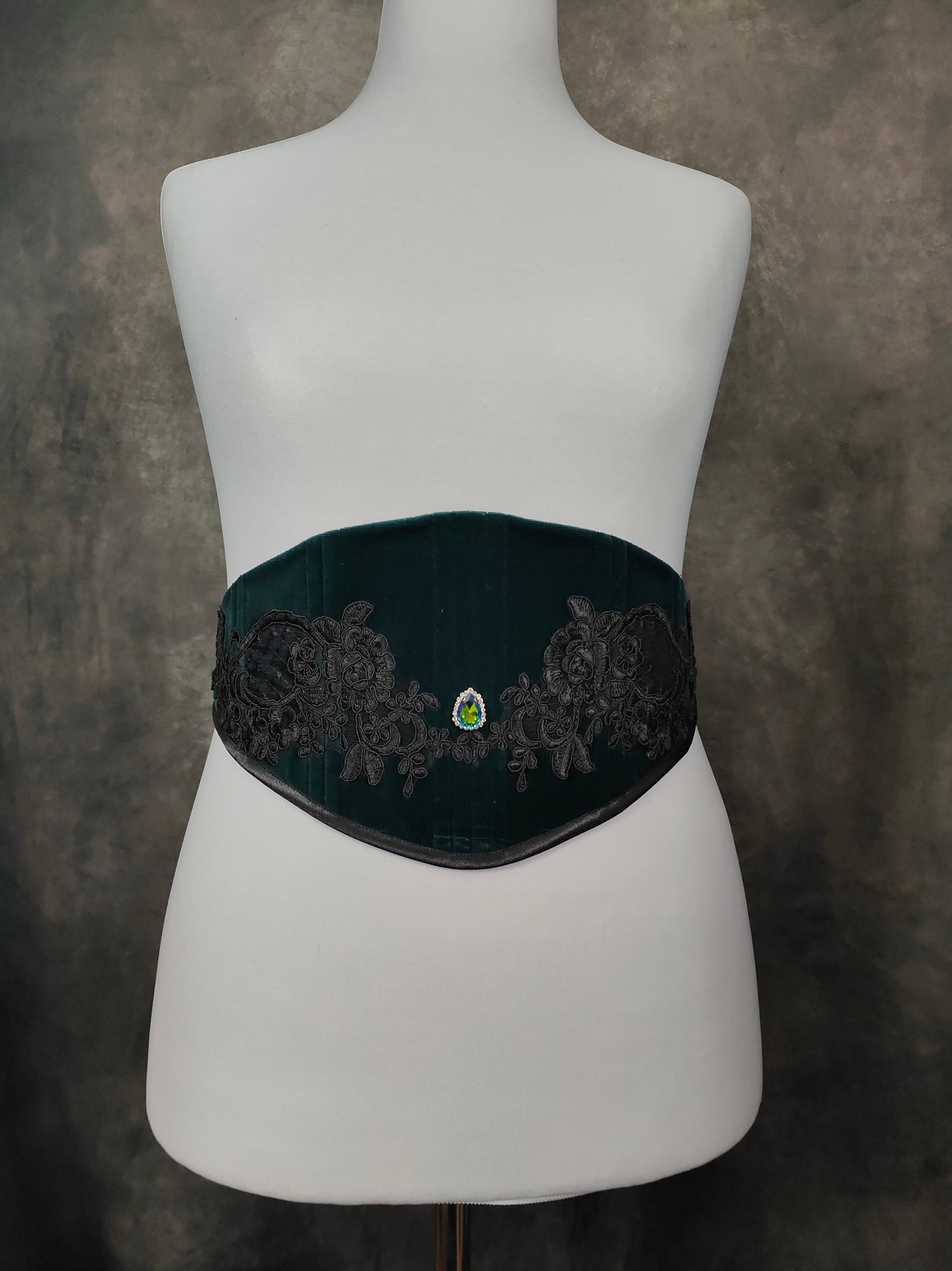 "Dark Forest" Corsagen-Gürtel (S/S 2024) Unikat 4XL-6XL