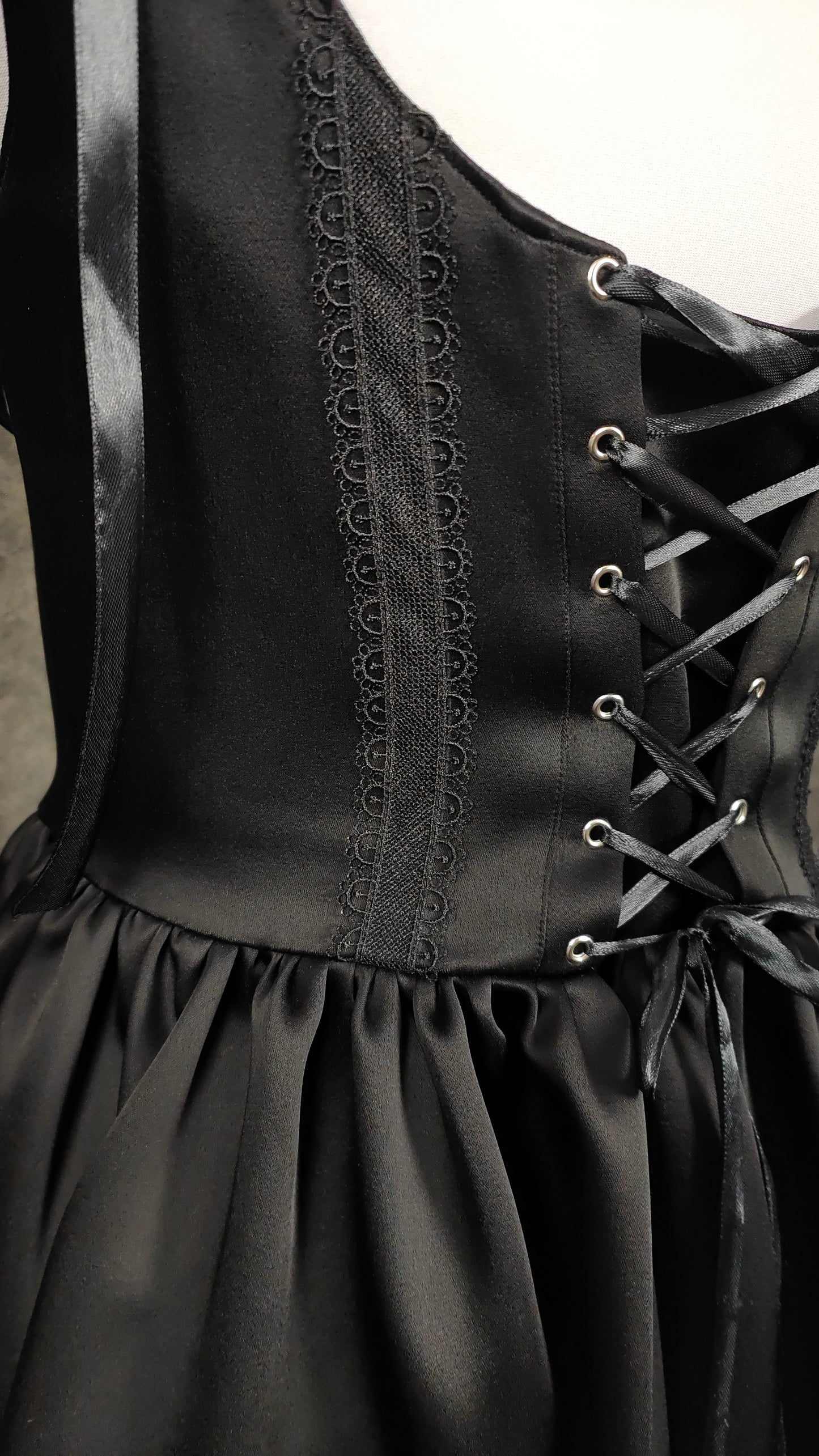 "The Raven" Überkleid (S/S 2025) Unikat Gr. 48