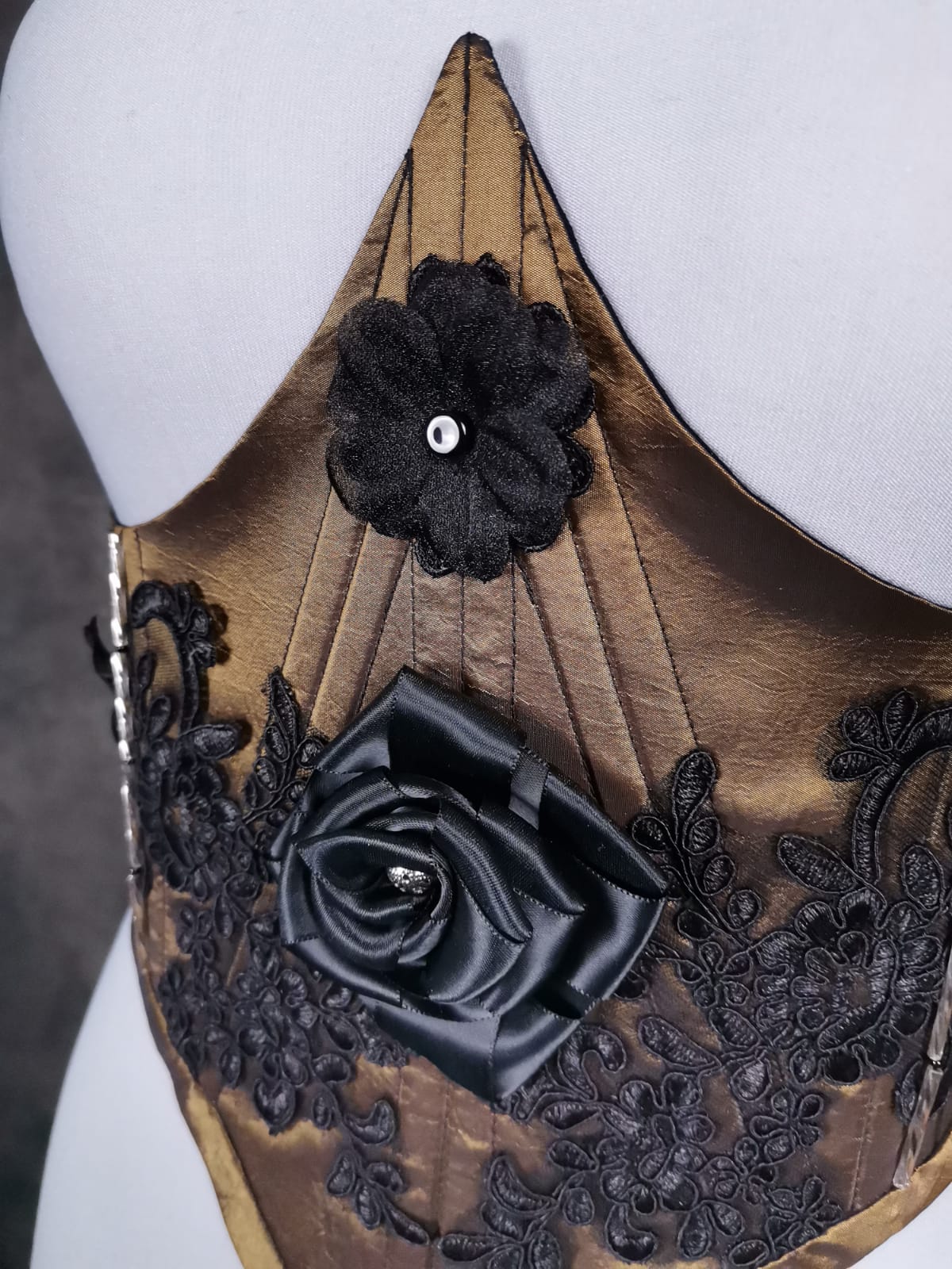 "Black Rose" Unterbrust-Corsage (S/S 2023) Unikat Gr. 44-46